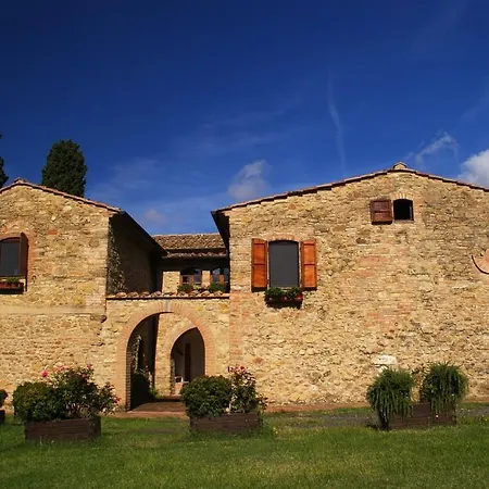 Agriturismo Opera Farm stay